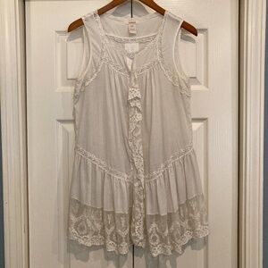 Sundance Sleeveless White Cotton Lace Button Up Bohemian Shirt